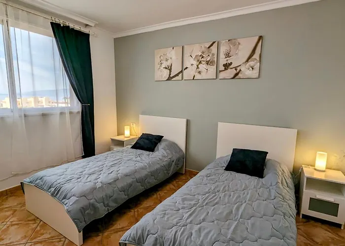 Comfortable 2-bedroom Duplex In Playa Paraiso With Ocean View, Balcony, And Shared Pool