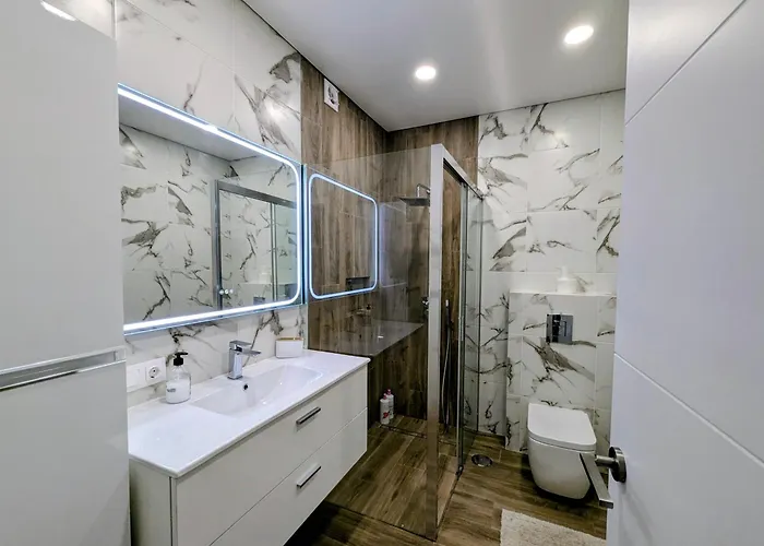 Apartmán Comfortable 2-bedroom Duplex In Playa Paraiso With Ocean View, Balcony, And Shared Pool Costa Adeje (Tenerife)