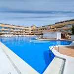 Comfortable 2-bedroom Duplex In Playa Paraiso With Ocean View, Balcony, And Shared Pool *