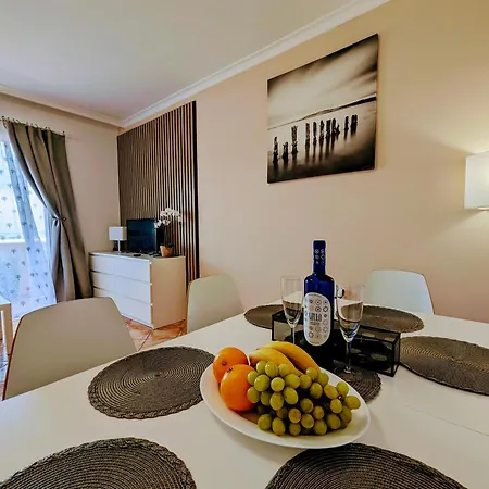 Comfortable 2-bedroom Duplex In Playa Paraiso With Ocean View, Balcony, And Shared Pool Costa Adeje (Tenerife)