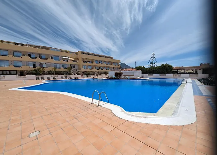 Apartment Comfortable 2-bedroom Duplex In Playa Paraiso With Ocean View, Balcony, And Shared Pool Costa Adeje (Tenerife)