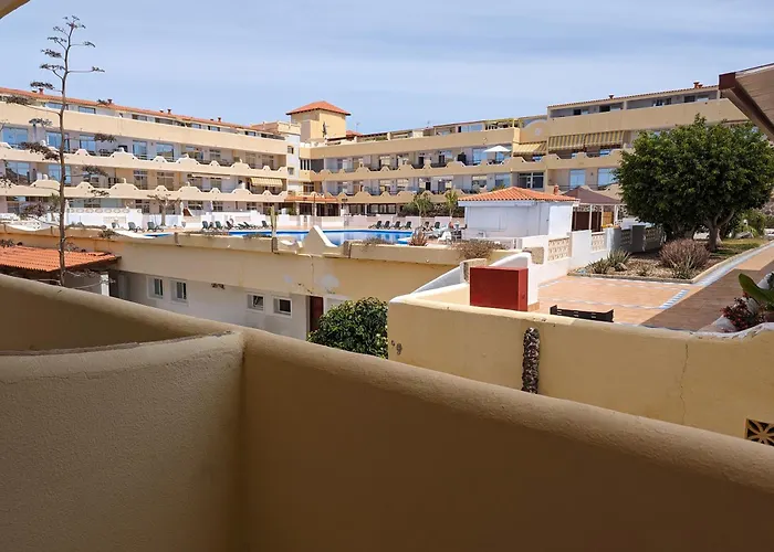Apartamento Comfortable 2-bedroom Duplex In Playa Paraiso With Ocean View, Balcony, And Shared Pool Costa Adeje (Tenerife)