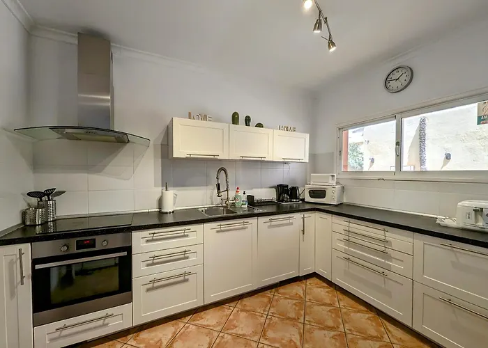 Comfortable 2-bedroom Duplex In Playa Paraiso With Ocean View, Balcony, And Shared Pool Lejlighed Costa Adeje (Tenerife)