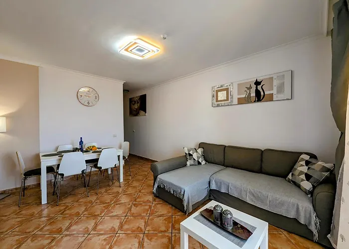 Comfortable 2-bedroom Duplex In Playa Paraiso With Ocean View, Balcony, And Shared Pool Lejlighed *